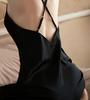 Ropa Interior Sexy Verano Seda de Hielo Hermana Real Francesa Caliente Caliente Bata de Noche con Tirantes Descubierta para Mujer Delgada Cama Deseo Puro