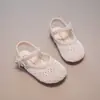 Zapatos de Princesa Estilo Coreano 2026 Sandalias de Suela Suave para Verano Calados con Lazo Infantil Zapatos Individuales Tejidos Nuevos para Niñas