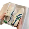 Outono 2026 Nova Cor Color Block Tênis de Treino Alemão Feminino Patchwork Retrô Sapatos Brancos Esporte Casual de Estudante Solado Macio Tênis de Skate Tendência