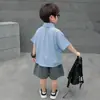 Conjunto de Camisa de Manga Corta de Verano para Niños 2026 Nuevo Estilo Ropa de Desempeño para Graduación de Jardín de Infantes para Niños Bebé Camisa Corbata