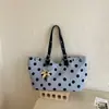 Bolsa de Hombro de Lunares Estilo Universitario de Nicho Japonés y Coreano para Mujer Verano 2026 Gran Capacidad para Clase y Viaje al Trabajo