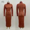 Vestido Base Sexy de Manga Longa Slim-Fit Novo Outono/Inverno 2025 para Mulheres, Emagrecedor e Elegante, Adequado para Combinar com um Casaco, Vestido Bodycon