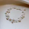 Pulseira de Pérolas Multicamadas Prateada para Mulheres, Estilo Francês, Luxo Leve, Nicho, Exquisite, Sensação de Alto Padrão, Acessório de Mão Versátil e Elegante