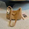 Bolsa de trabalho e para o dia a dia de estilo retrô e alto, nova moda outono 2026, bolsa de ombro tote estudantil única de grande capacidade