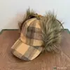 Chapéu Lei Feng de Pelúcia Espesso Xadrez Estilo Ning Yizhuo para Homens e Mulheres, Boné de Beisebol Quente para o Inverno ao Ar Livre com Proteção para as Orelhas, Chapéu de Voo