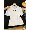 Camiseta Branca de Manga Curta de Alto Padrão Estilo Francês com Laço, Modelagem Justa e Design Elegante para o Verão