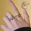 Anel de Cobra de Duas Cabeças com Zircônia Microincrustada para Mulheres, Luxo Leve, Sensação de Alto Padrão, Anel de Dedo Indicador com Personalidade em Forma de Cobra, Design de Nicho, Anel da Moda