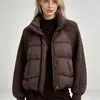 Chaqueta corta de plumón tejida con retazos y cuello alto estilo coreano para mujer, nuevo estilo de invierno, abrigo acolchado de algodón de manga larga