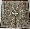 70 Bufandas de Seda con Tacto de Alta Gama, Pañuelos Cuadrados Pequeños, Modernos y Versátiles, Pañuelos Pequeños de Seda Imitación para el Cuello, Pañuelos Retro, Pañuelos Delgados de Seda para Protección Solar