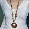 Colar Longo de Madeira em Forma de Bolota Estilo Literário Floresta Retrô Design de Nicho Feminino Acessórios de Moda Estilo Étnico Zen