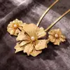Set de Collar y Pendientes de Hueso de Serpiente de Flor de Metal Estilo Europeo Elegante de 3 Piezas