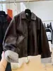 Chaqueta de cuero para mujer de estilo retro de Hong Kong, de alta gama, corte holgado, adelgazante, nueva para otoño-invierno, diseño para commuting en figuras petite