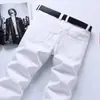 El mismo estilo de jeans blancos puros para hombre, elásticos, versión coreana, corte slim, corte recto, business casual, adecuados para hombres jóvenes y de mediana edad