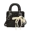 Bolso de Mano Estilo Tweed 2025 Nueva Moda Popular Bolso Princesa Diana Estilo K Ins Bordado Acolchado Hilo PU Bandolera Bolso para Mujer