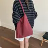 2026 Bolso de Hombro de Nylon de Gran Capacidad Estilo Coreano Nuevo para Mujer, Bolso Tote Casual Suave y Esponjoso Acolchado Estilo Perezoso para Estudiante y Viajero