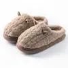 Pantuflas de Algodón para Hombre Otoño Invierno 2026 Estilo Nuevo Hogar Interior Antideslizantes Cálidas Domésticas Suela Gruesa Forro de Felpa Pantuflas de Algodón