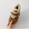 Sapatos de Algodão Estilo Birkenstock com Solado Grosso e Forro de Lã para Mulheres, Sapatos Peludos de Inverno para Uso Externo, Novo Modelo 2025 com Velcro, Botas de Neve Quentes Versáteis