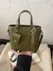 2026 popular nuevo bolso de hombro cruzado con textura de moda, bolso de mano tipo cubo vintage de gran capacidad con textura para mujer
