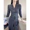 Ropa Hongmi/Suéter de punto de alta gama con cuello polo gris para mujer, nuevo estilo slim-fit y versátil de otoño de 2026