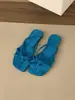 Pantuflas Chuyuji estilo francés brisa de verano para mujer, nuevas sandalias planas de dedo de verano 2026 con tiras finas en plateado