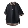 Roupas Masculinas Fengshe / Novo Estilo de Verão 2026 Camiseta Versátil de Manga Curta Falsa de Duas Peças para Homens, Tamanho Grande, Corte Solto, Marca da Moda Camiseta de Meia Manga