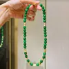 Collar de Cadena para Clavícula con Roca de Cuarzo Esmeralda y Concha Natural
