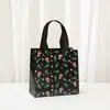 Bolsas de dulces de Halloween se pueden imprimir con logotipos, bolsas de mano de tela no tejida de alta gama, bolsas de compras rojas laminadas para Nochebuena