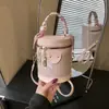 Nova Bolsa Saco Versátil de Design de Nicho Coreana 2026 Bolsa de Ombro Transversal Estilo Executivo para Mulheres