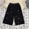 Calça Jeans Cropped Bordada com Cachorro Preto Divertido para Homens e Mulheres, Design de Verão, Shorts Retos Largos da Moda, Tendência