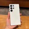 La pintura metálica corrugada es adecuada para fundas de teléfono Samsung S26ULTRA, diseño de botón metálico S25Plus, a prueba de caídas y proporciona cobertura total con una carcasa dura.