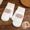 Corea del Sur ins lindo patrón de copo de nieve lana de cordero guantes de invierno estudiante engrosados cálidos a prueba de frío felpa