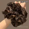 Diadema de lazo de encaje de moda, banda para el cabello extragrande estilo coreano, delicado patrón floral, perfecta para crear un peinado de moño