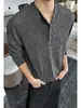 Camiseta de Manga Larga Henley Blanca cleanfiS para Hombre Otoño Estilo Hong Kong Ins Atuendo Sencillo Top de Peso Pesado Talla Grande
