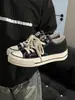 Zapatos de Lona con Mecanismo de Retorno para Mujer, Novedad Primavera 2026, Zapatos Casuales de Tela de Caña Baja en Blanco y Negro, Tenis con Suela Gruesa para Hombre, Zapatos de Pareja