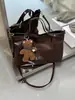 Bolsa Casual de Ombro Único para Mulheres 2026 Nova Obra Original Trabalho Escola Trajeto Couro Macio Grande Capacidade Bolsa Tote Simples