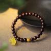 Pulsera de cuentas de sándalo rojo lobular Venus de material antiguo 6 mm original DIY para mujer con colgante de cera de abeja simple y de moda