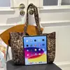 Bolsa de Exportación Transfronteriza Retro Bolso de Mano Bolso Tote para Mujer Bolso de Hombro Nuevo Bolso Otoño e Invierno 2025 Bolso Cruzado