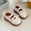 Zapatos de charol con lazo para niña, estilo coreano, nuevos para Primavera y Otoño 2025, zapatos de piel con punta redonda, estilo princesa, zapatos de moda para niños