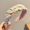 Diadema de Nuevo Estilo 2026 con Diseño de Corona Alta, Elegante Pasador de Perlas Artificiales, Diadema de Lujo Ligero Inspirada en Chanel para Uso Diario con Dientes