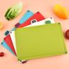 Fábrica de atacado de plástico classificação tábua de corte antiderrapante tábua de corte frutas alimentos vegetais crus e cozidos classificação multifuncional tábua de corte