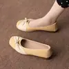 Sapatos Mary Jane estilo Chanel para mulheres, novo modelo outono 2026, de corte baixo, afinadores, para pessoas baixinhas, com solas planas macias, adequados para combinar com saias