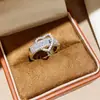 Anel de Zircônia Estilo Francês em Formato de Cobra, Anel Minimalista de Alto Padrão Nicho para o Dedo Indicador, Joia Versátil da Moda de Luxo Leve para Mulheres
