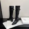 Botas para mujer 2026 de moda, punta fina, hasta la rodilla, estilo coreano, western, nuevas botas de mezclilla con hebilla de cinturón y tacón grueso para aumentar la altura