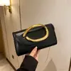 Moda Transfronteriza Bolso de Mano de Lujo para Mujer con Solapa, Bolso de Mano para Fiesta, Nuevo Modelo 2026, Bolso Cruzado con Cadena de Cuero Suave