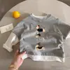 Camiseta de Algodón Puro de Manga Larga, Estilo Nuevo Falso Dos Piezas, Primavera y Otoño 2026, para Niños y Niñas, Top Elegante de Dibujos Animados a la Moda para Niños