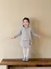 Roupa infantil coreana, conjunto estilo tweed para meninas, nova coleção de inverno 2026, conjunto fofo e adorável de colete de lã e saia para bebês meninas