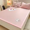 Conjunto de Três Tapetes Refrescantes de Verão para Mãe e Bebê Classe A, Tapete Macio Bordado de Seda Gelada Cor Sólida, Lavável à Máquina