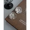 Brincos de Tarraxa Exquisitos de Alto Padrão Sparkle Firework Pearl para Mulheres Elegantes Vintage Personalidade Fashionável Temperamento Versátil