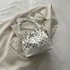 Nova coleção de outono: bolsa tiracolo retrô, de nicho e fashion, bolsa de mão quadrada pequena, bolsa de ombro casual simples e moderna, e bolsa tote