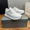 Sapatos Casuais de Moda Masculinos Couro Genuíno Respirável Triângulo Padrão Tendência Versátil Esportivos Marca Tendência Luxo Leve Verão 2024 Estação Europeia